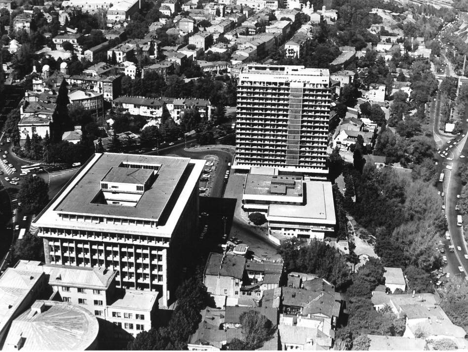 სასტუმრო “ივერია”, ამჟამად “რედისონი”